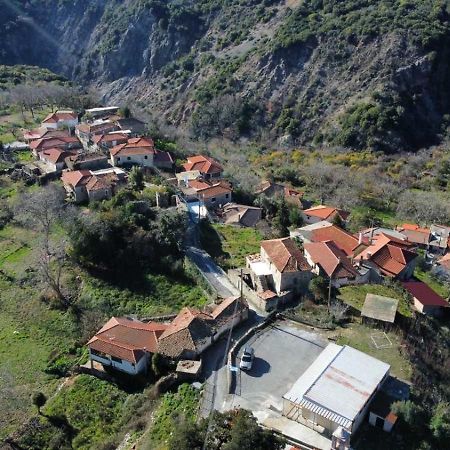 Thanasis House Діміцана Екстер'єр фото
