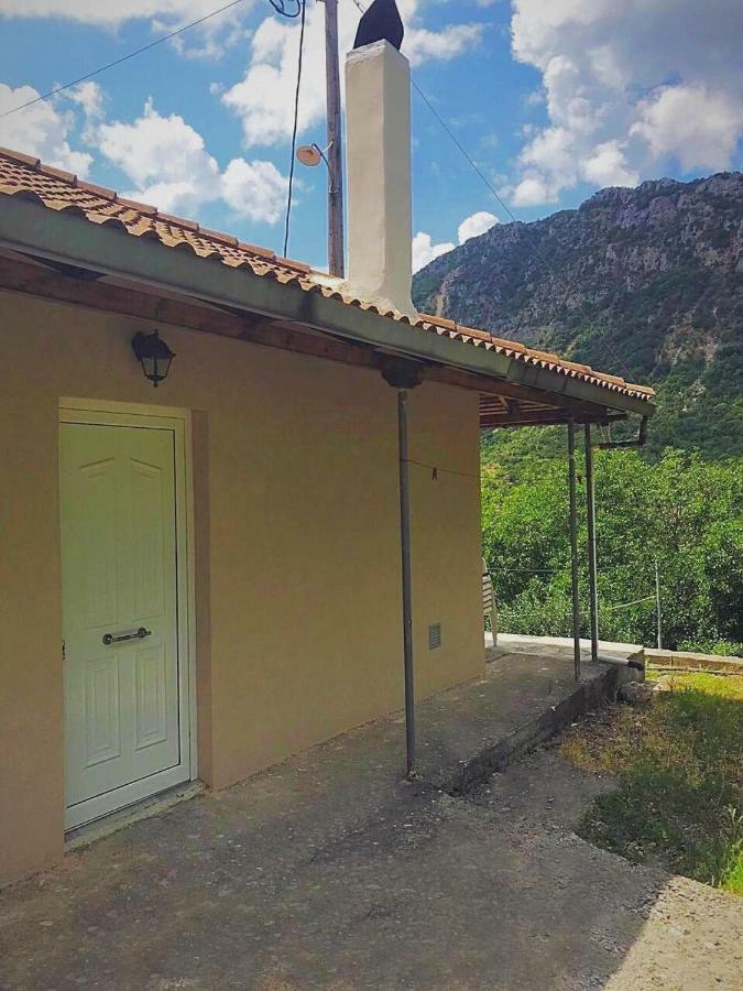 Thanasis House Діміцана Екстер'єр фото